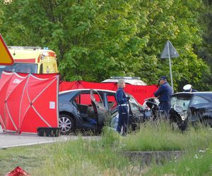 Wypadek na łuku drogi pod Warszawą. Zginął obywatel Ukrainy