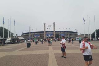 Kibice bawią się przed meczem Polska - Austria