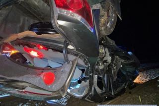 Wypadek i dachowanie na Lotniczej. Jeden kierowca nie żyje, drugi był pijany 