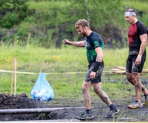 Runmageddon w Katowicach 2025. Błoto, pot i triumf na Hałdzie Kostuchna