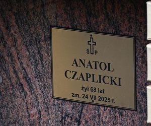   Pogrzeb Anatola Czaplickiego. Arcybiskup Galbas: pamięć o tym koszmarze długo nie przeminie