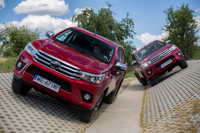 TEST nowa Toyota Hilux 2.4 D-4D 4x4: zgodnie z trendami 