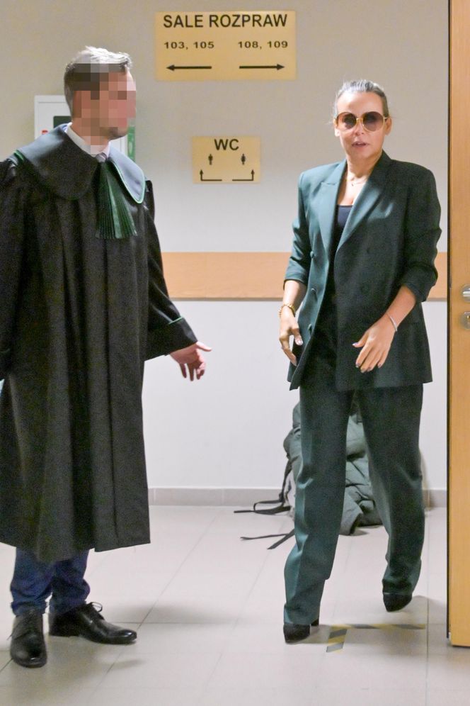 Anna Mucha pozwała Paulinę Smaszcz