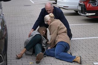 Pierwsza miłość, odcinek 3926: Weksler (Karol Strasburger), Ewa (Ewa Gawryluk), Grażyna (Grażyna Wolszczak) 