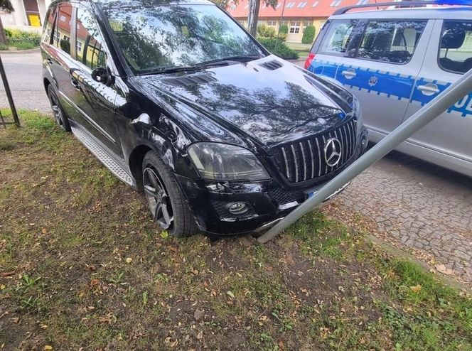 Pijany kierowca z nożem do policjantów