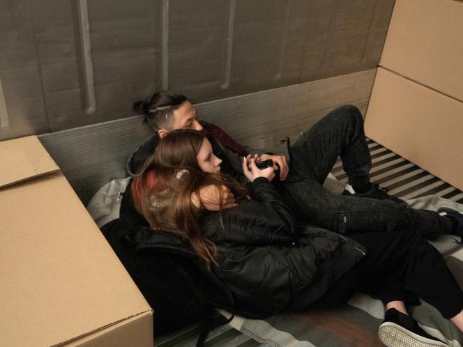 Na Wspólnej odc. 3317. Ula (Sherazade Wolff), Hao (Filip Tran)
