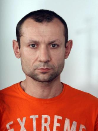 Perfekcyjnie fałszują dokumenty! Są poszukiwani przez bydgoską policję [ZDJĘCIA] 