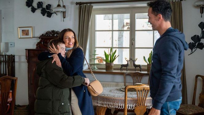 Barwy szczęścia odc. 3185. Kasia (Katarzyna Glinka), Mariusz (Rafał Cieszyński), Ksawery (Bartosz Gruchot)