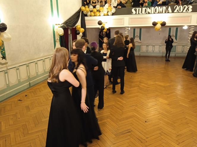 Studniówka 2023 w II LO w Poznaniu
