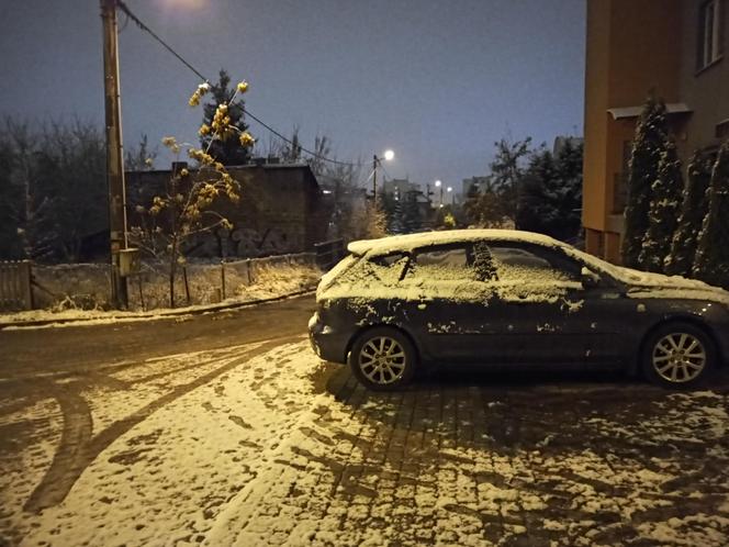 Pierwsze opady śniegu. Zobacz jak wyglądają Kielce w zimowej szacie