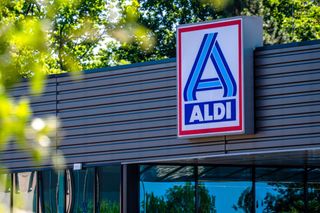 Aldi rozda na święta dodatki finansowe. Jakie sumy w tym roku?