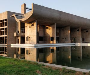 Kadr z filmu Chandigarh. Utopie Le Corbusiera