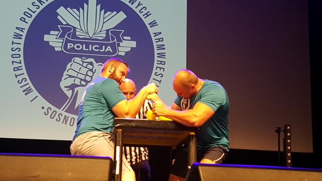 Pierwsze Mistrzostwa Polski Służb Mundurowych w Armwrestlingu w Sosnowcu