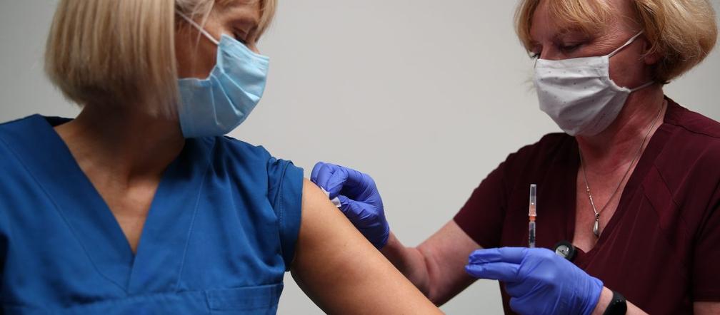 Pierwsza małopolanka została zaszczepiona w Szpitalu Uniwersyteckim