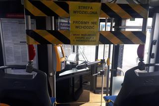 Koronawirus. Specjalne strefy w krakowskich autobusach i tramwajach! Co to oznacza?