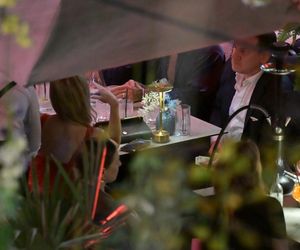 Joanna Krupa w objęciach Dominika Tarczyńskiego.