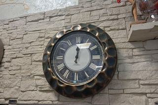 Zegarmistrz z Ostrzeszowa, Artur Froń