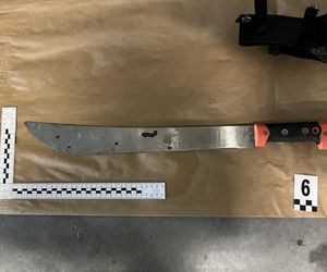 Wojna pseudokibiców w Toruniu. Nieoficjalnie: policja zatrzymała Denisa Z. i 15-latka