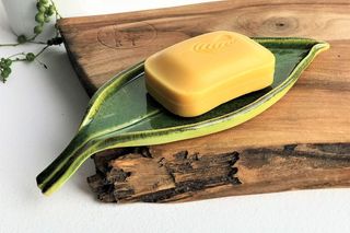 Piękne i praktyczne mydelniczki. Jaką mydelniczkę wybrać, by była wygodna w użytkowaniu?