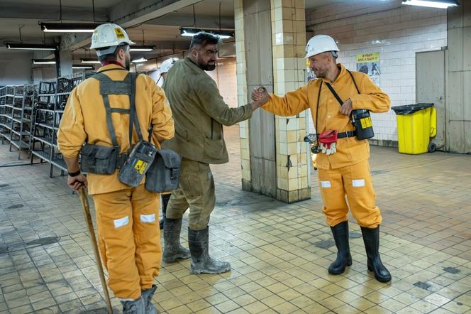 Lukas Podolski odwiedził kopalnię Bielszowice. Piłkarz zjechał 700 metrów pod ziemię