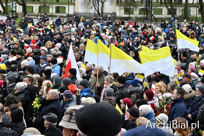 Marsz Papieski w Białymstoku. Było 4 tysiące osób. 2 kwietnia 2023