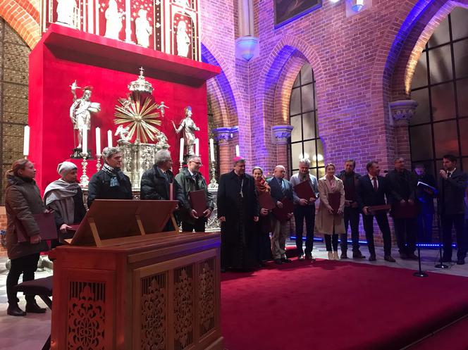 Po 75 latach słynny srebrny ołtarz biskupa Jerina, wraca do wrocławskiej katedry!