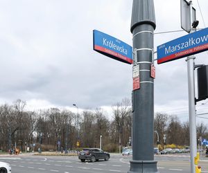 Marszałkowska w Warszawie zostanie zwężona. Tak wygląda przed przebudową 