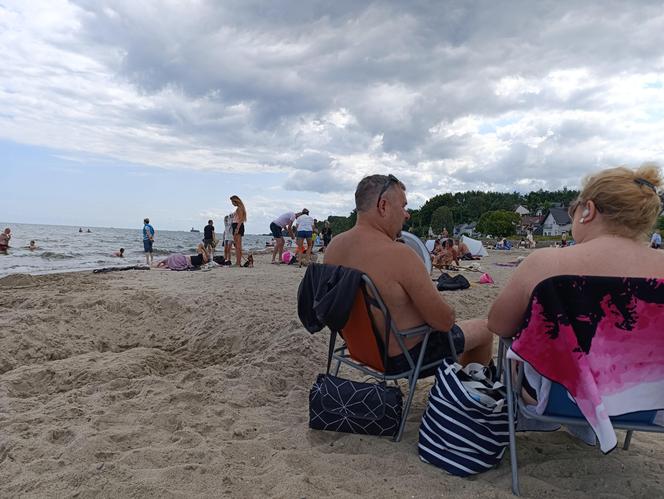 Plaża Mechelinki. Tłum w każdą sobotę i niedzielę