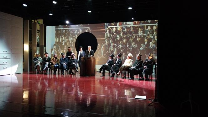 „Klątwa rodziny Kennedych”. Nowa propozycja Teatru Żeromskiego w Kielcach