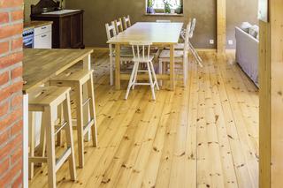Deski na legarach: tradycyjne podłogi z drewna