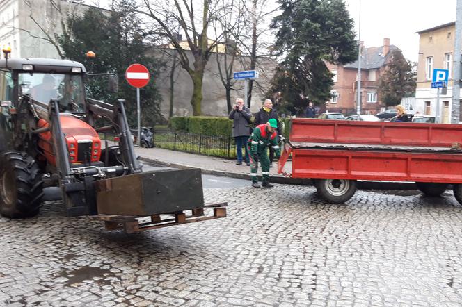 Nie ma już pomnika wdzięczności żołnierzom Armii Czerwonej w Lesznie. Został rozebrany