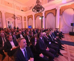 Posłanka Uznańska-Wieśniewska zadała szyku na gali Złoty Laur Super Biznesu