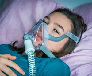 Ministerstwo Zdrowia obniża świadczenia: coraz więcej chorych wymagających respiratoterapii