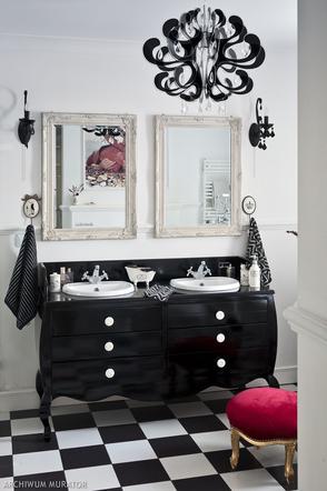 retro łazienka czarno-biała