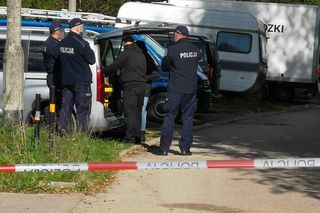 ABW w akcji. Znaleziono broń i materiały wybuchowe. Trwa ewakuacja