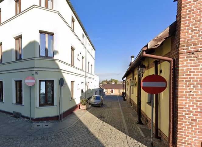 To miasto z woj. warmińsko-mazurskiego przyciąga nowych mieszkańców. Zaludnia się najszybciej! 