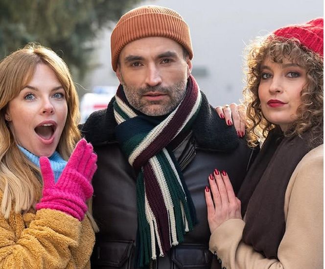 Na sygnale. Basia (Anna Wysocka-Jaworska), Benio (Hubert Jarczak), Wanda (Anna Lemieszek)