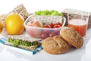 Co jeść w pracy? Dietetyczny lunch na każdy dzień tygodnia