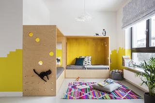 Kolorowe pokoje dziecięce: mocne odcienie żółtego i różowego