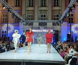 RADOM FASHION SHOW