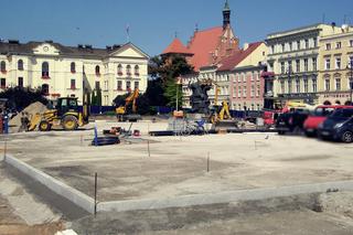 Remont Starego Rynku w Bydgoszczy. Zaglądamy na plac budowy [ZDJĘCIA]