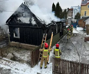 Pożar domu na osiedlu Bacieczki w Białymstoku. Nie żyje kobieta