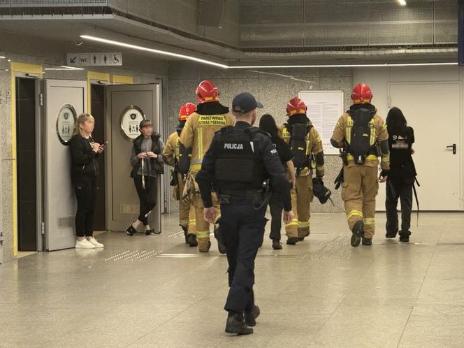 Pilna ewakuacja Dworca Wschodniego w Warszawie! Co się stało?!