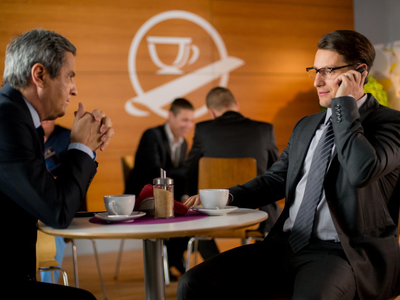 Lekarze 4 sezon odcinek 5 (odc. 44). Krzysztof Florczyk (Piotr Polk), Daniel Orda (Wojciech Zieliński)