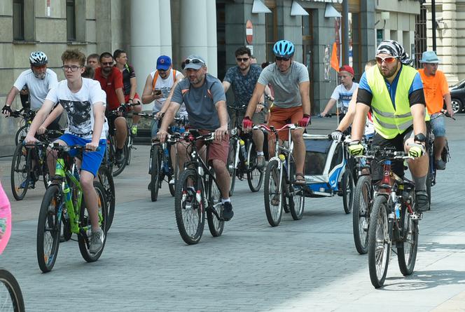 Rowerzyści i rolkarze przejechali przez Lublin. Trwa Ekopiknik nad Zalewem