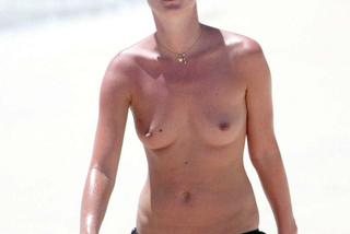 Moss chce nagości w sieci