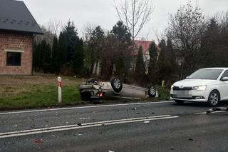 Kierowca zginął na miejscu. Tragiczny wypadek  w Pilźnie	[GALERIA]