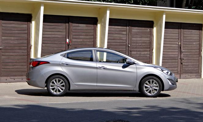 Hyundai Elantra 1.6 MPI w wersji Style