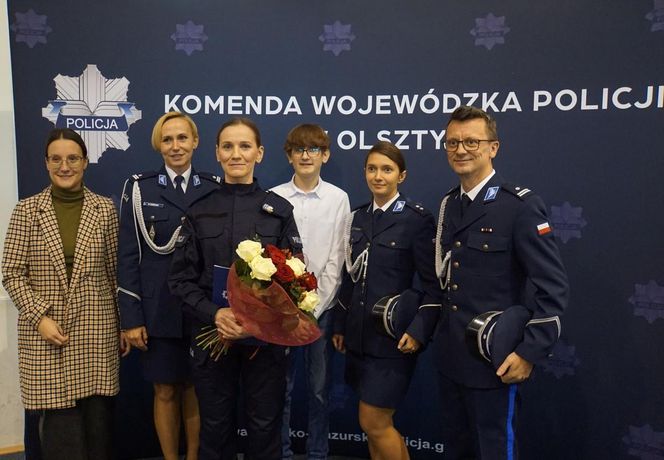 Nowi policjanci wypowiedzieli słowa przysięgi. Na Warmii i Mazurach rekrutacja wciąż trwa [ZDJĘCIA]