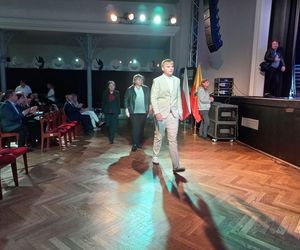 Wręczono Leszczyńskie Laury Oświaty. Zdolnym uczniom ze szkół w Lesznie